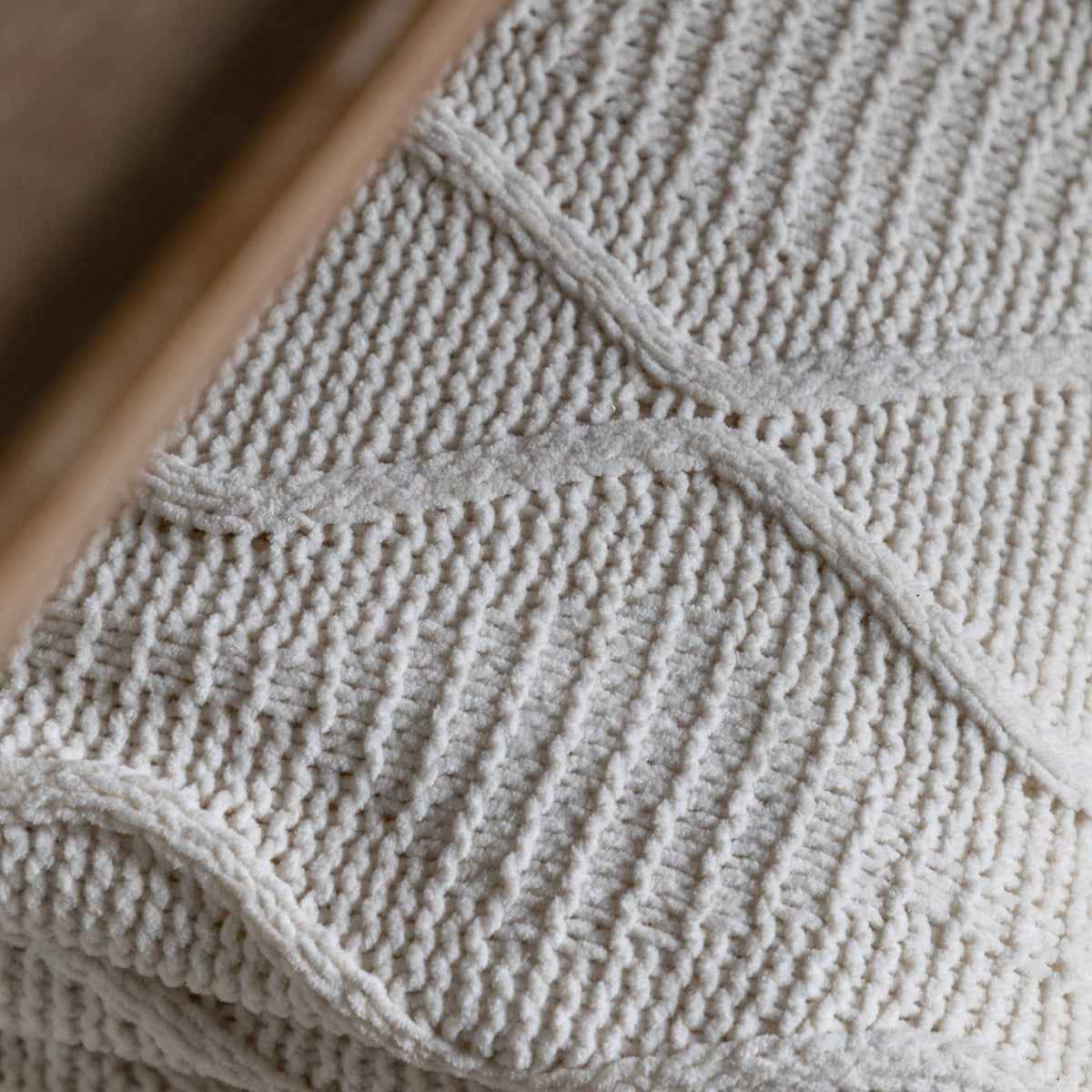 Chenille Cable Throw.