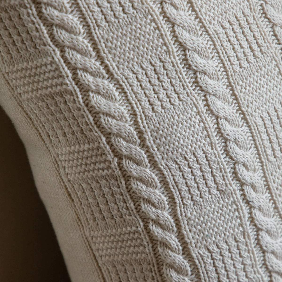 Cotton Cable Cushion Cream.
