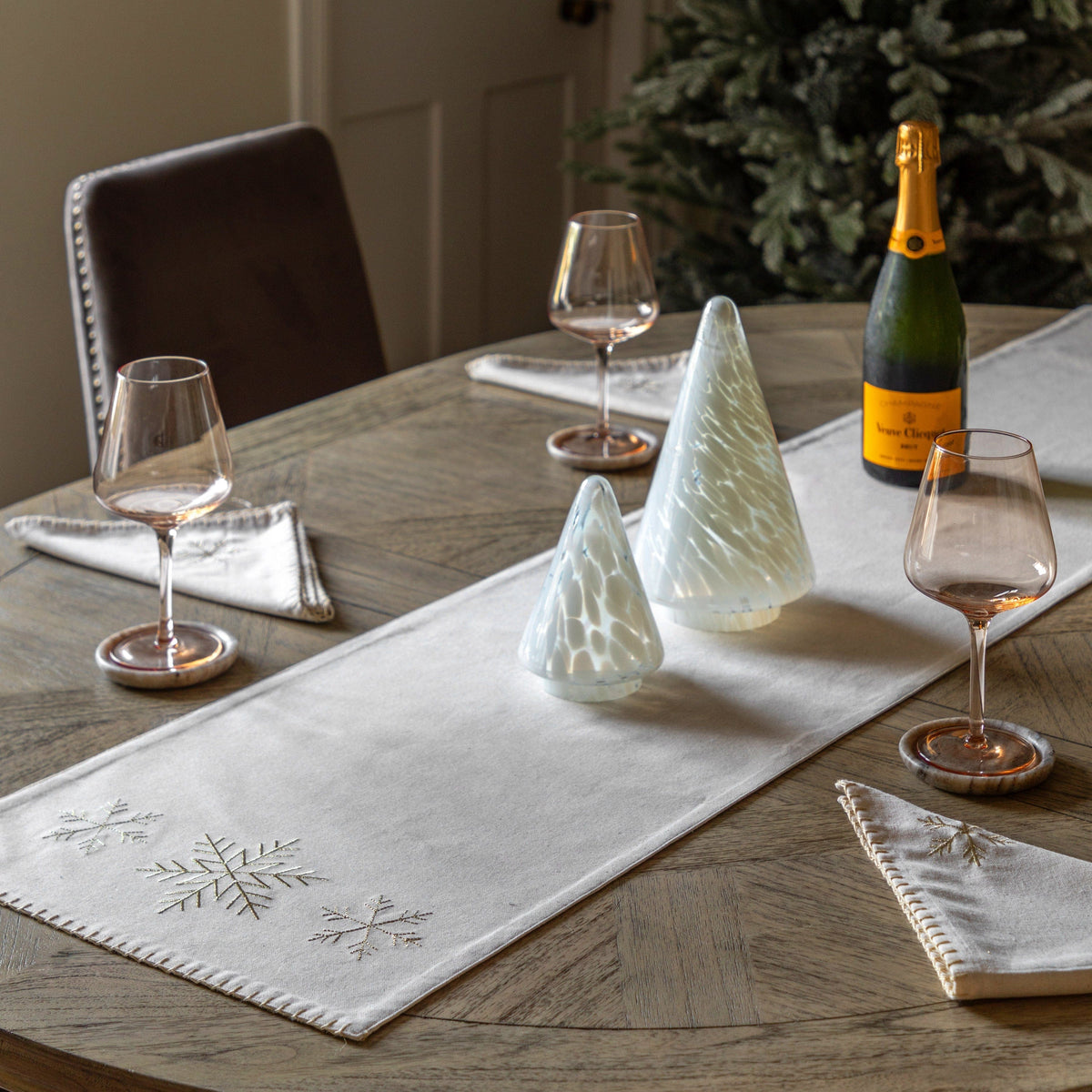 Bodhi Accessories Deco Luxe Snowflake Table Runner House of Isabella UK