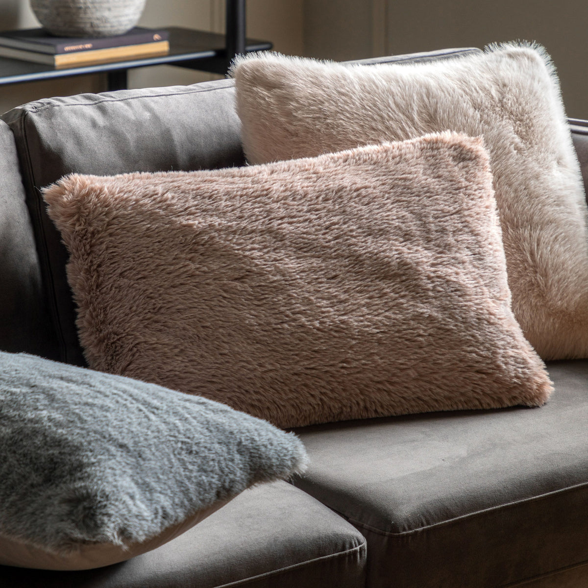 Bodhi Accessories Duplo Faux Fur Cushion Mauve Rectangle House of Isabella UK