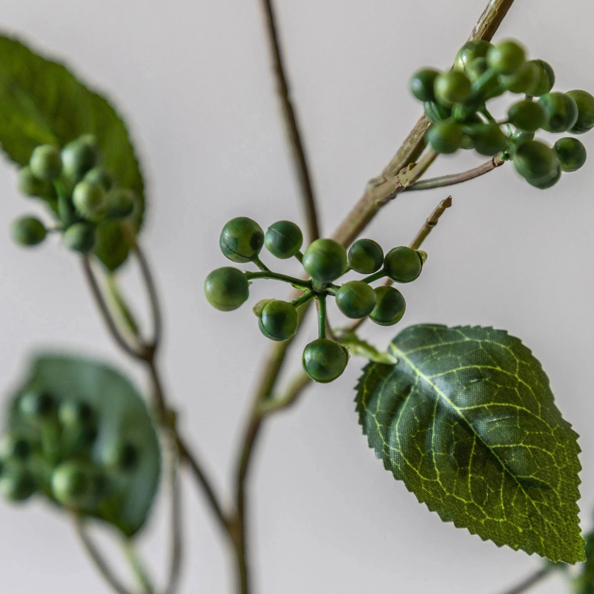 Bodhi Accessories Faux Stem Berry Foliage Green 12pk House of Isabella UK