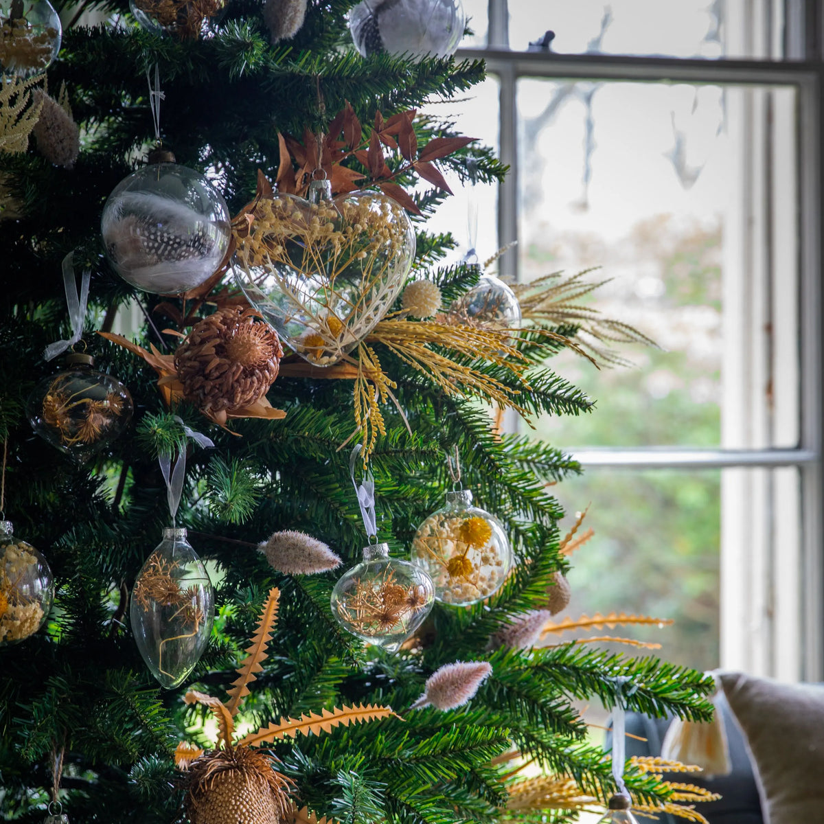 Bodhi Accessories Feather Bauble White/Natural Set of 3 House of Isabella UK