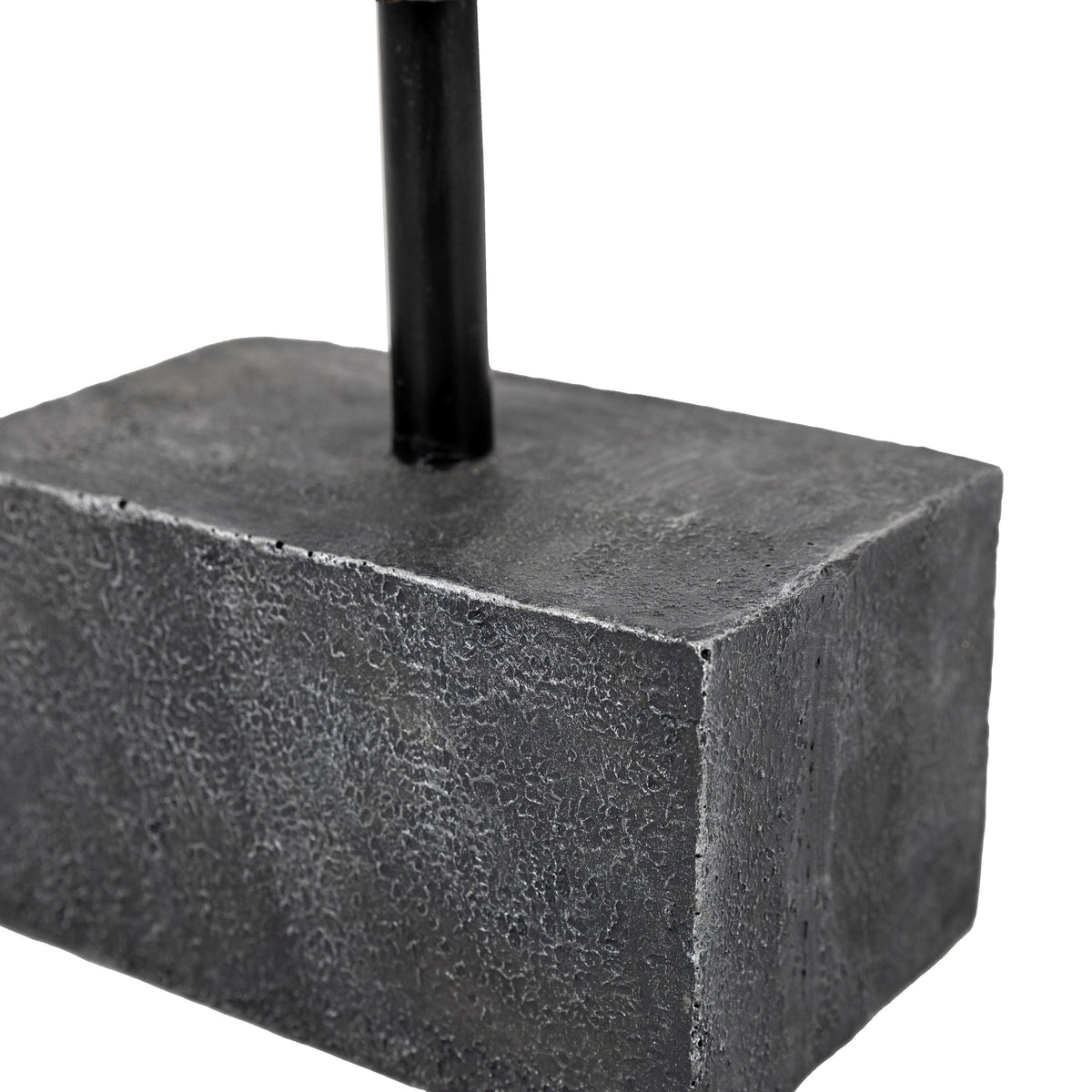 Hardington Sculpture - Feminine.