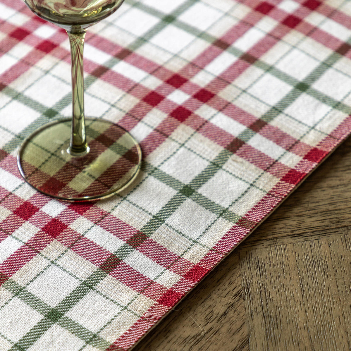Bodhi Accessories Heritage Christmas Check Table Runner Small House of Isabella UK