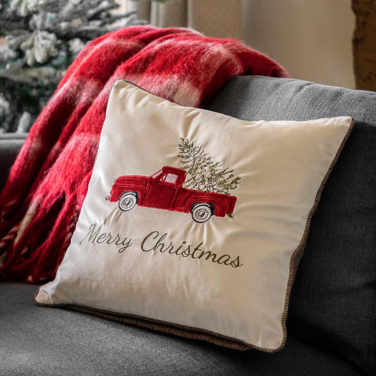 Bodhi Accessories Heritage Merry Christmas Car Cushion House of Isabella UK