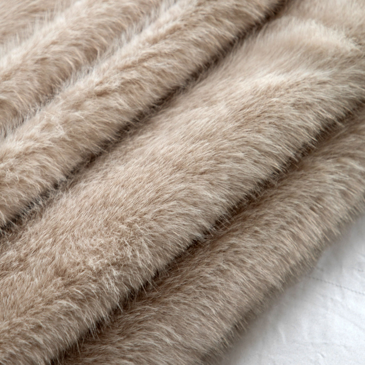 Bodhi Accessories Maple Faux Fur Throw Oatmeal Large House of Isabella UK