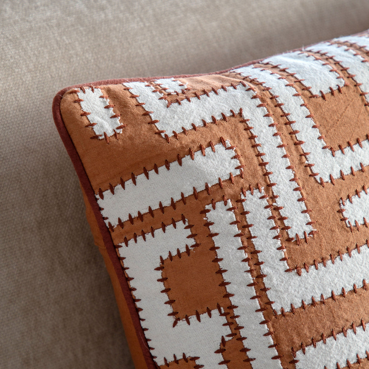 Bodhi Accessories Oskar Applique Cush Apricot & Crm House of Isabella UK