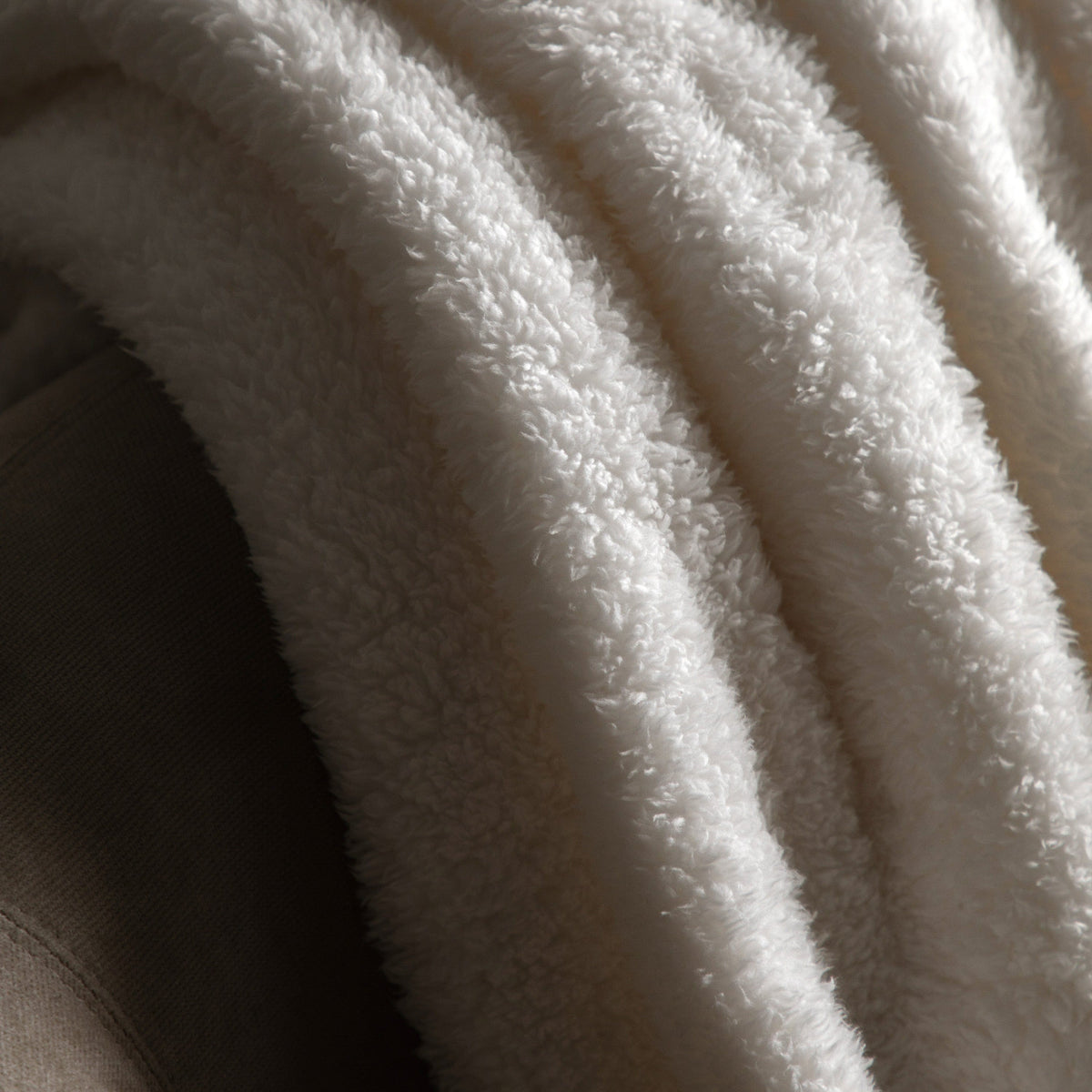 Bodhi Accessories Plain Fringe Teddy Throw Natural House of Isabella UK