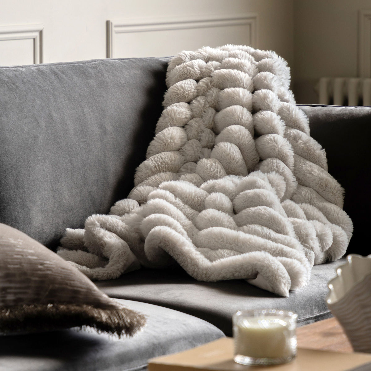 Bodhi Accessories Ribbed Faux Fur Throw Natural House of Isabella UK