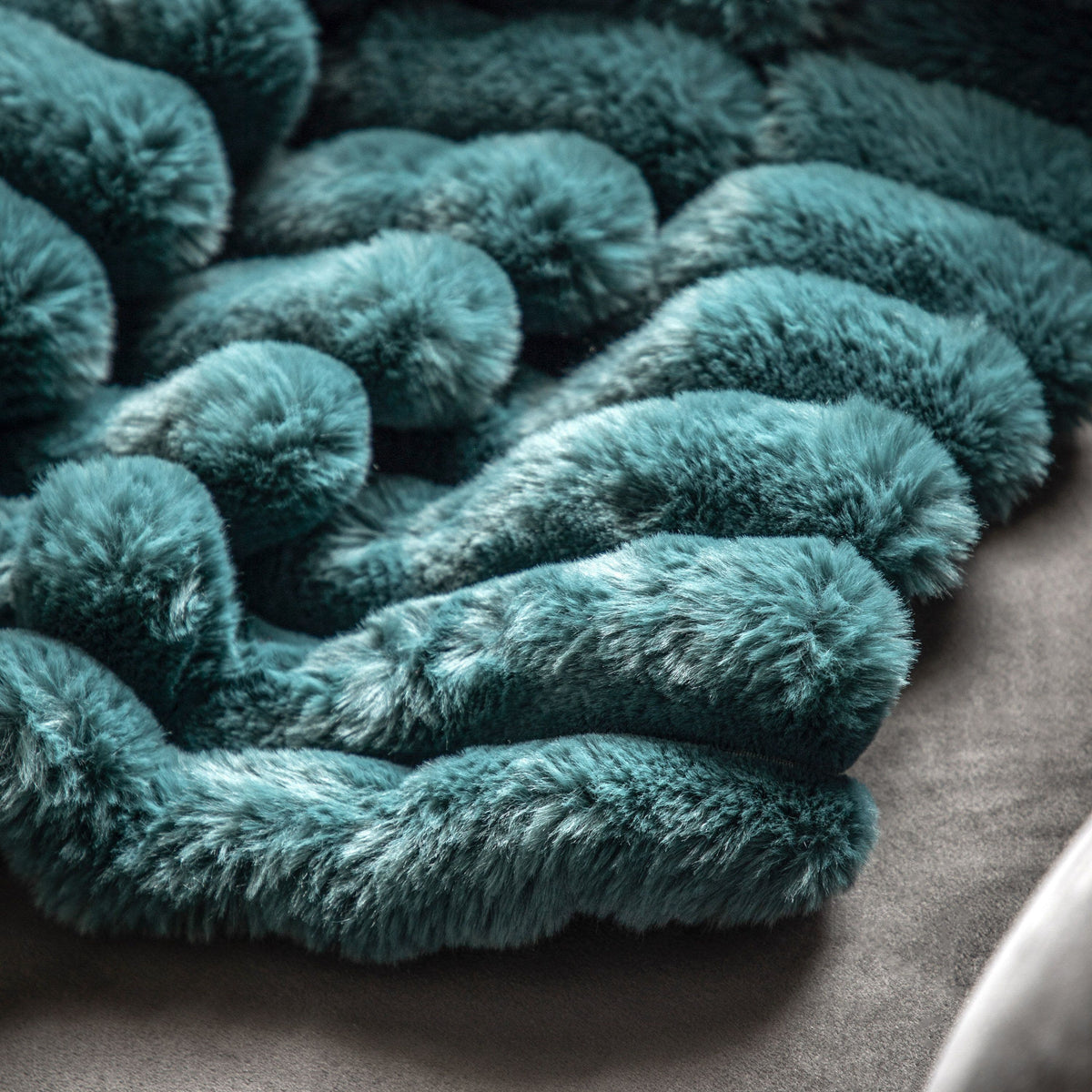 Bodhi Accessories Ribbed Faux Fur Throw Teal House of Isabella UK