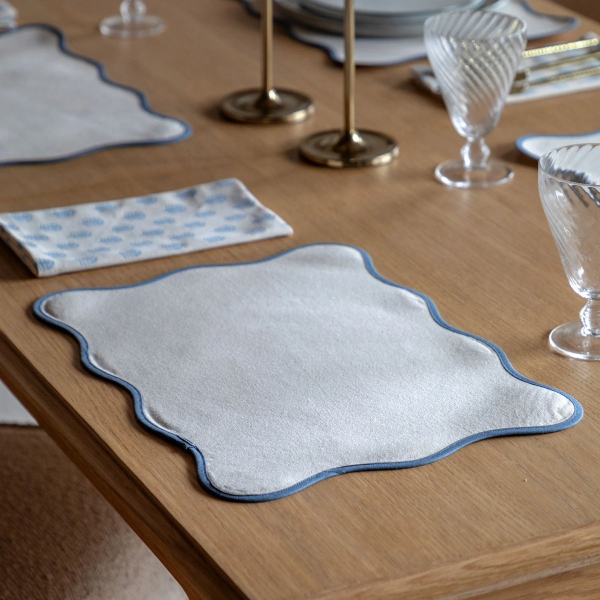 Bodhi Accessories Scallop Edge Placemats Blue 4pk House of Isabella UK
