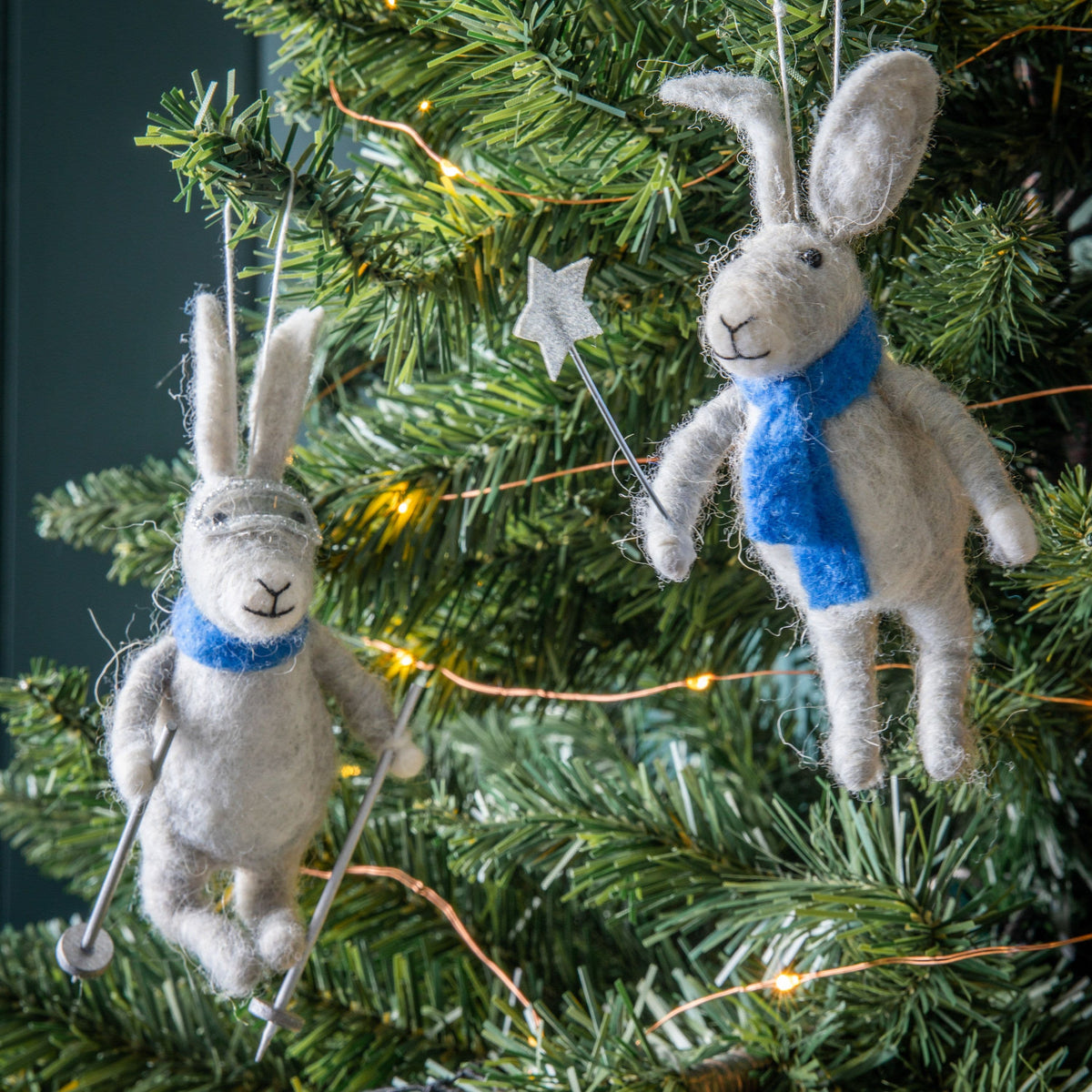 Bodhi Accessories Skiing Hares Grey Set of 2 House of Isabella UK