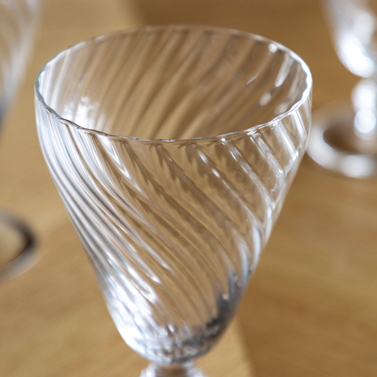 Bodhi Accessories Swirl Wine Glass Smoked Grey 4pk House of Isabella UK