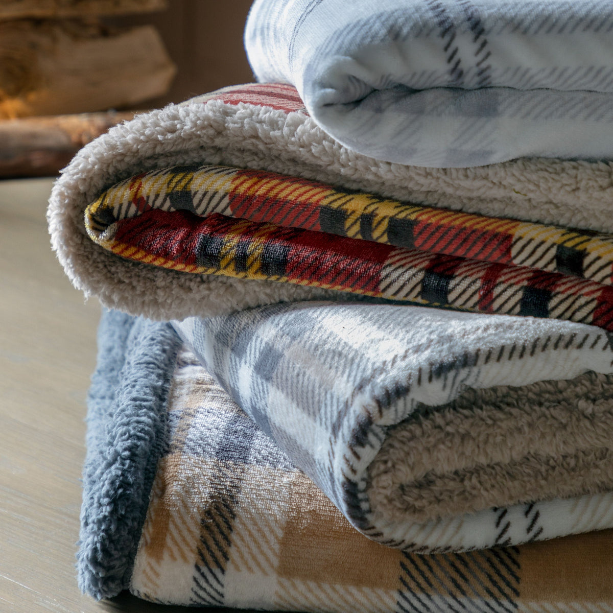 Tartan Sherpa Throw Natural.