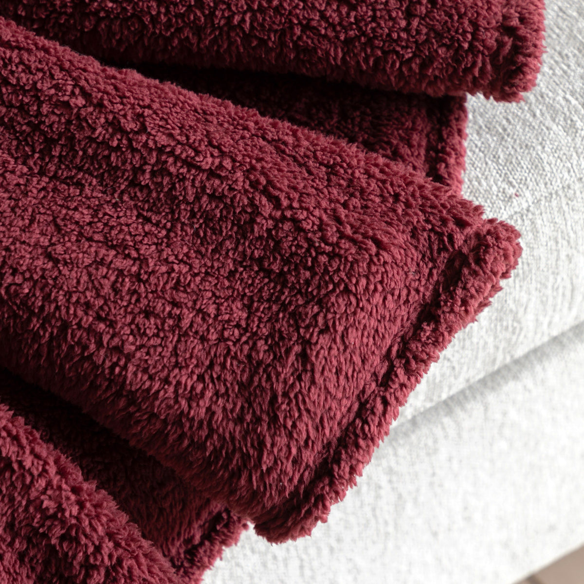 Bodhi Accessories Teddy Fleece Throw Mulberry House of Isabella UK