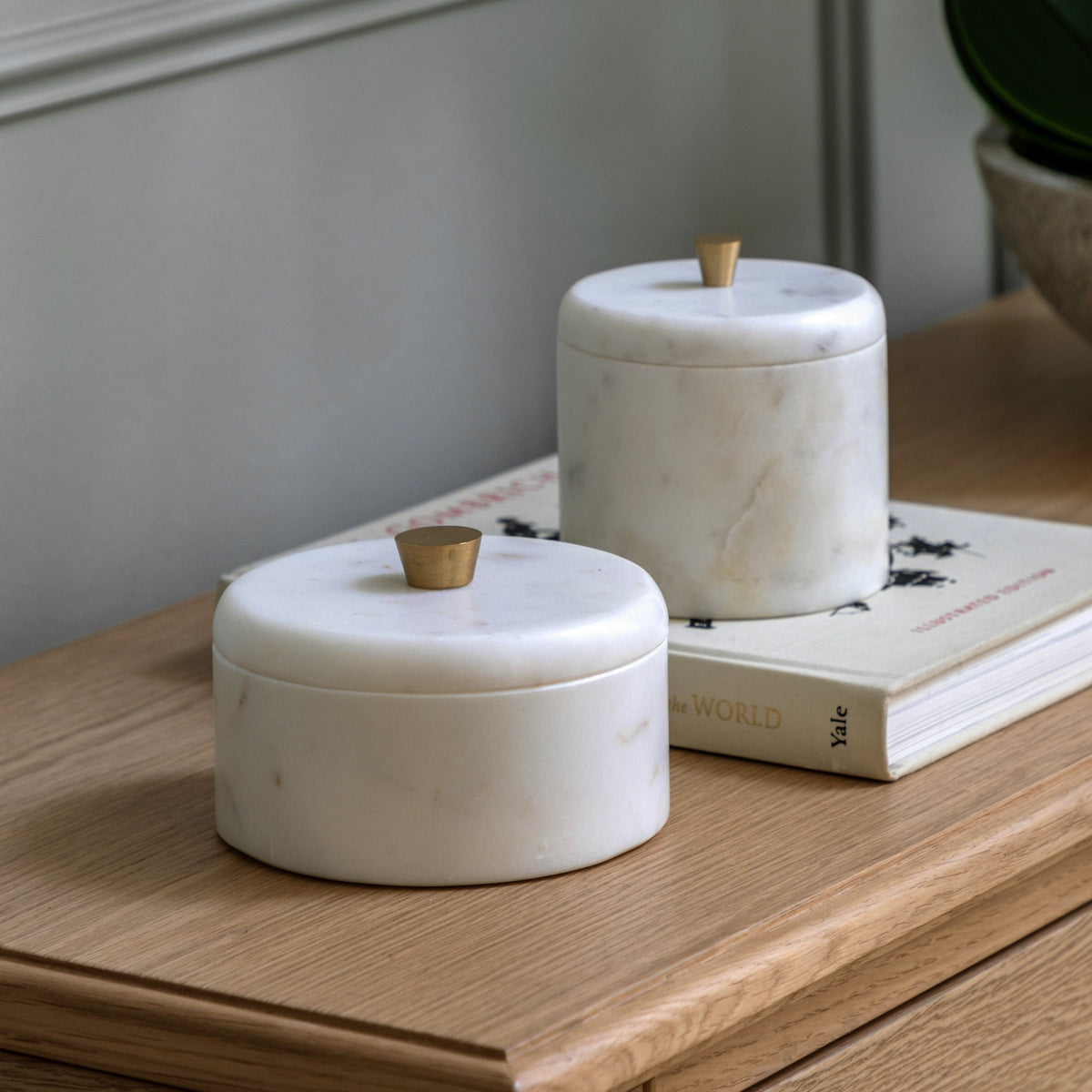 Bodhi Accessories Veta Marble Rounded Box White Large House of Isabella UK