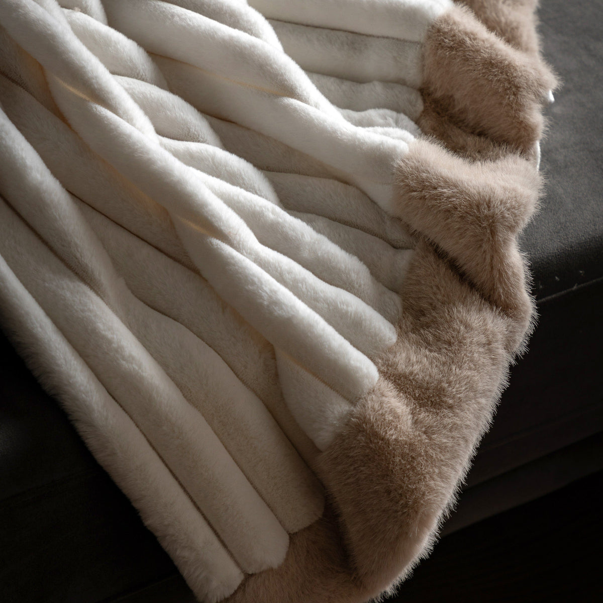Bodhi Accessories Whinfell Luxury Faux Fur Throw Cream House of Isabella UK