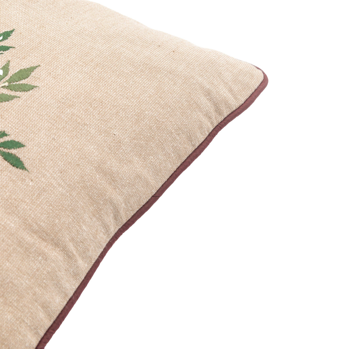 Bodhi Accessories Windsor Wine Merry Xmas Cushion House of Isabella UK