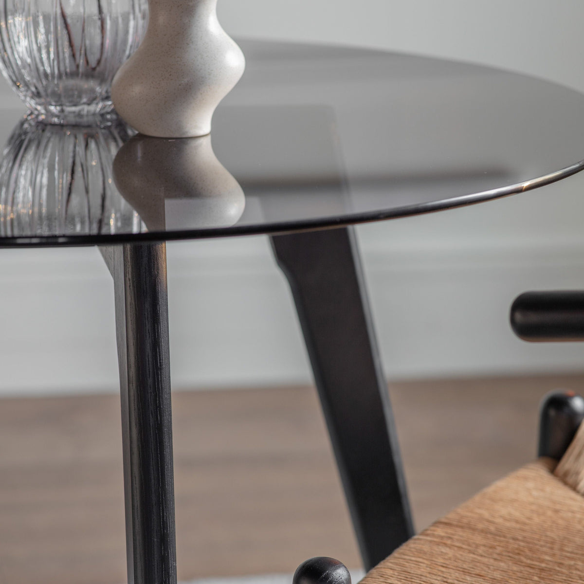 Barwick Round Dining Table Black 900x900x750mm.