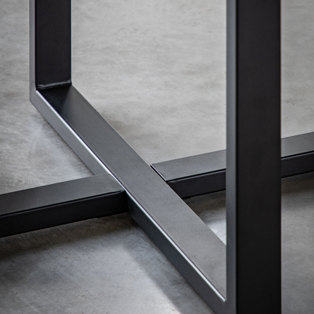 Borehamwood Dining Table - White.