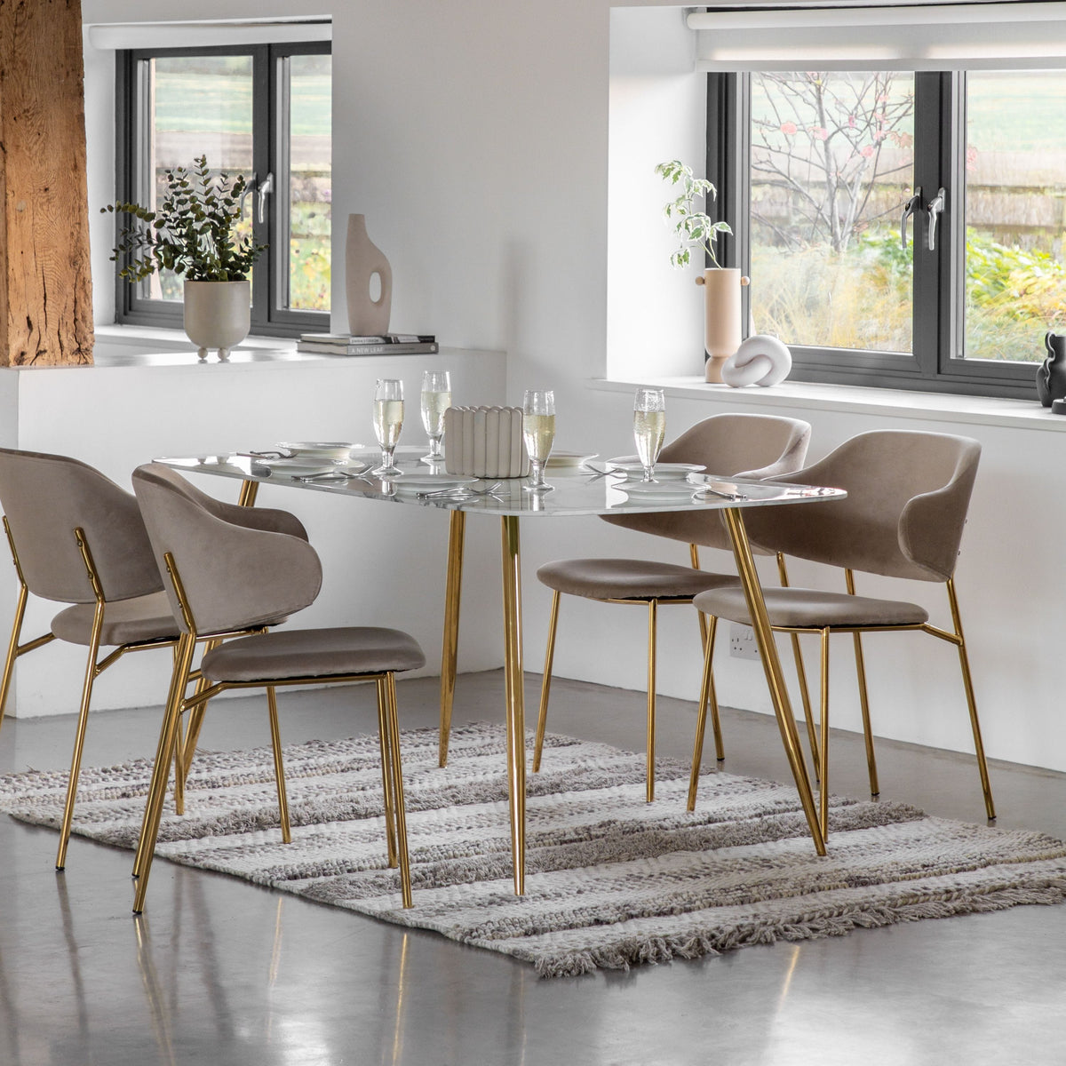 Burnrigg Dining Table - White/Gold.