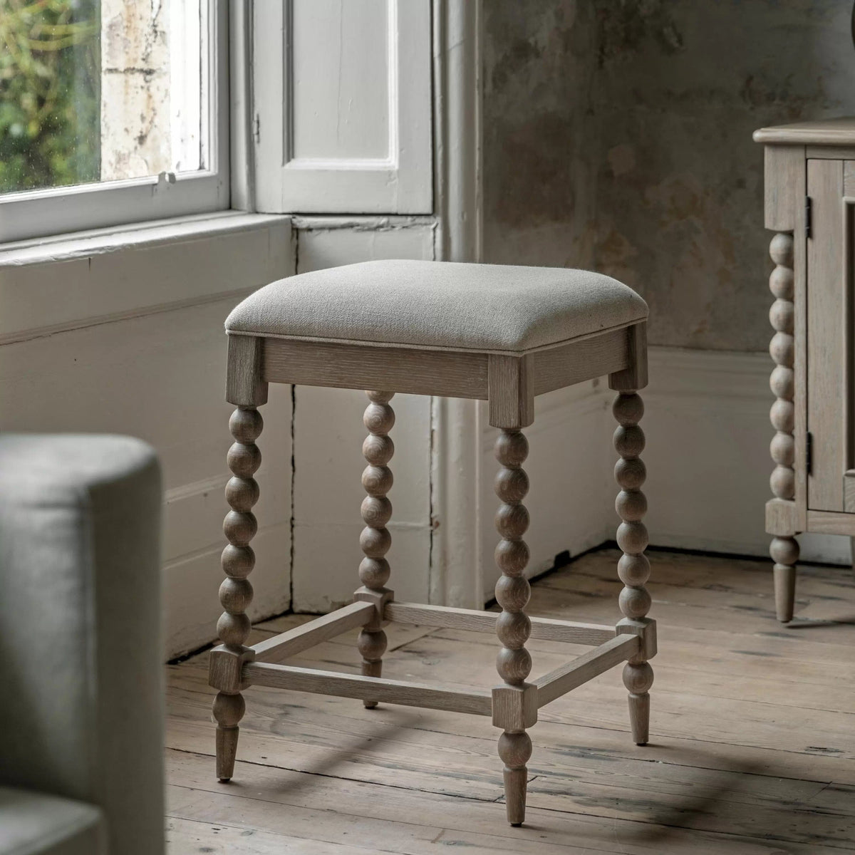 Mitcham Bar Stool 460x460x650mm.