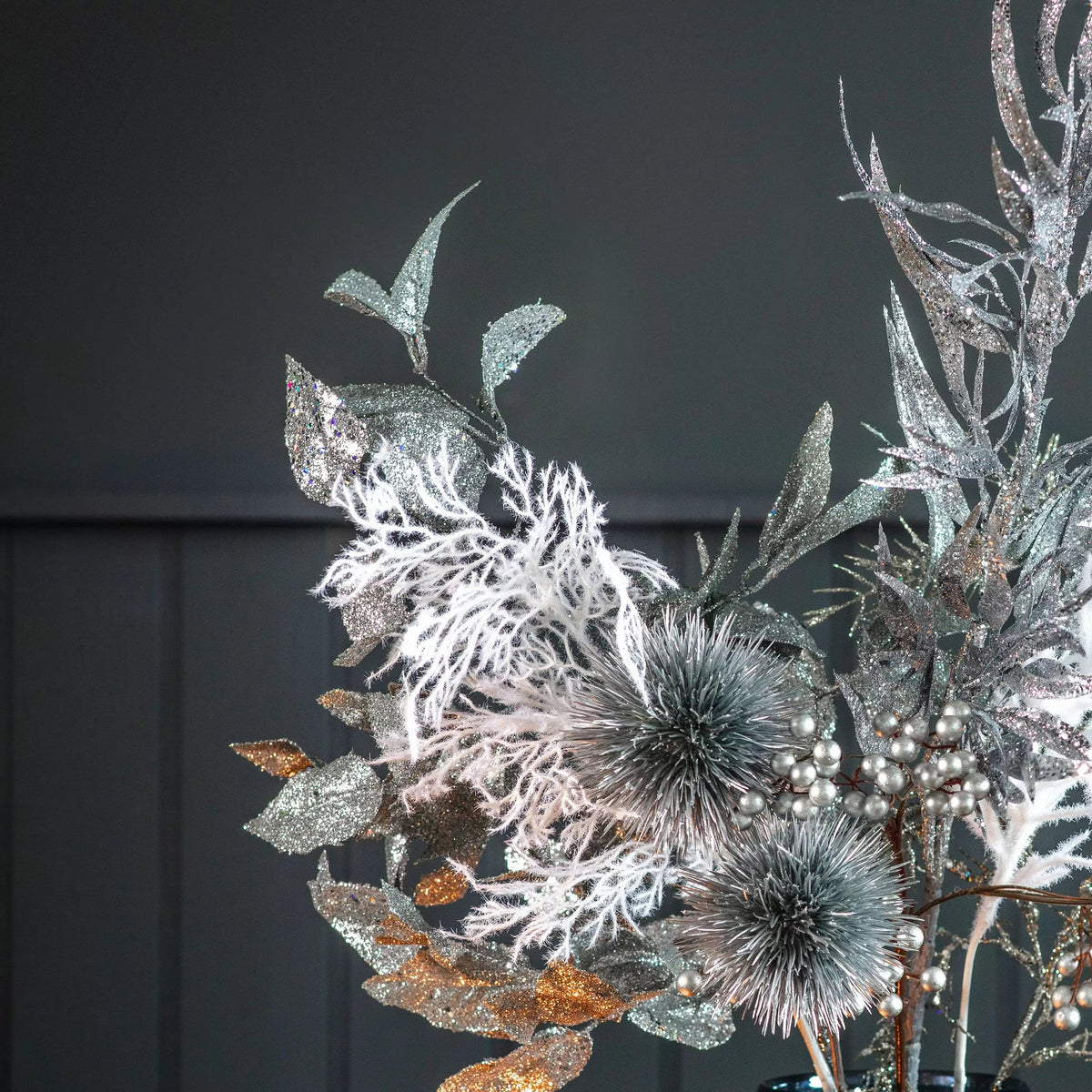 Cypress Flocked White (3pk).