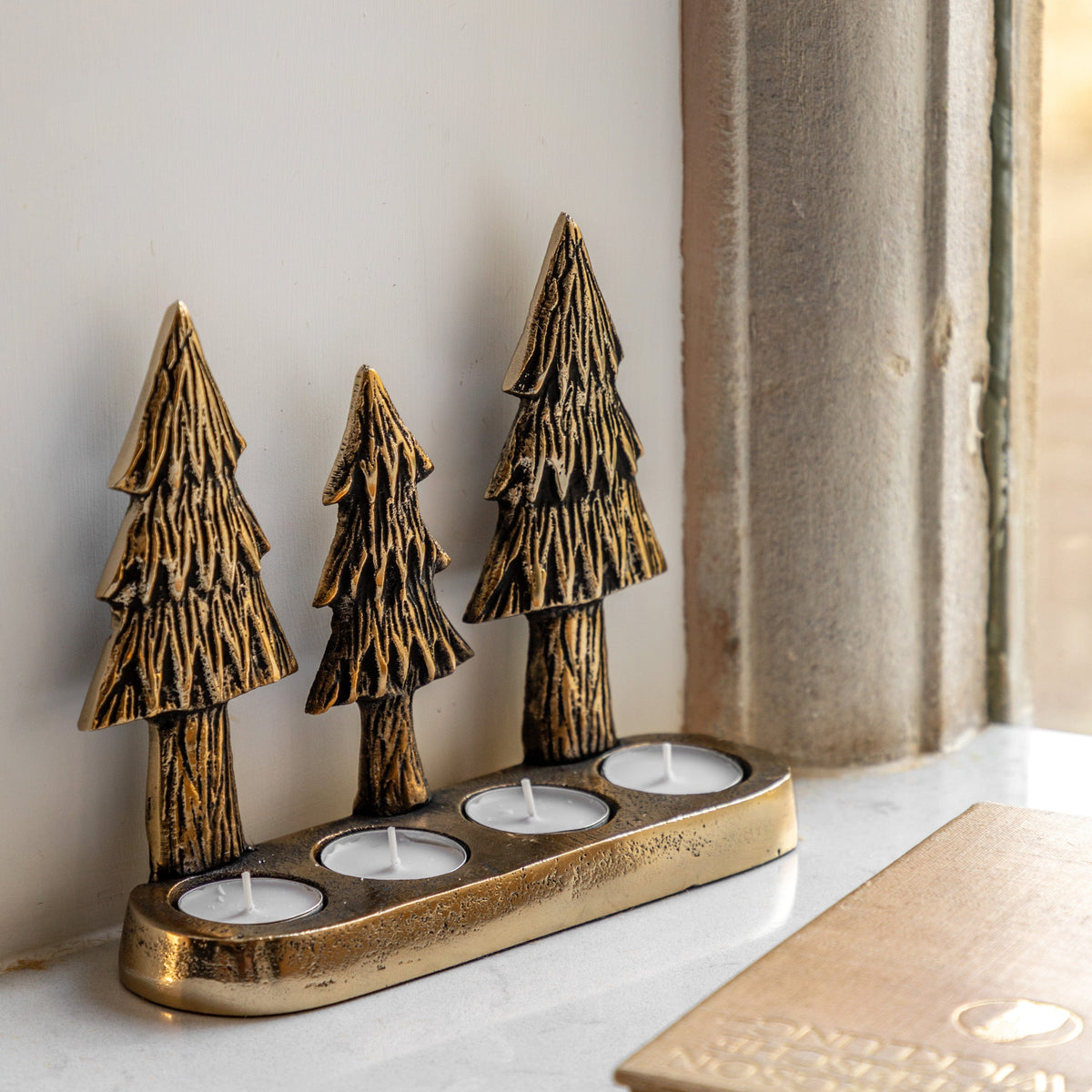 Bodhi Gifts & Hampers Xmas Tree Tealight Holder Gold House of Isabella UK