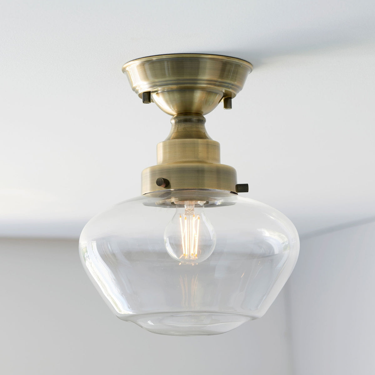 Camenbey 1 Ceiling Light Antique Brass Clear.