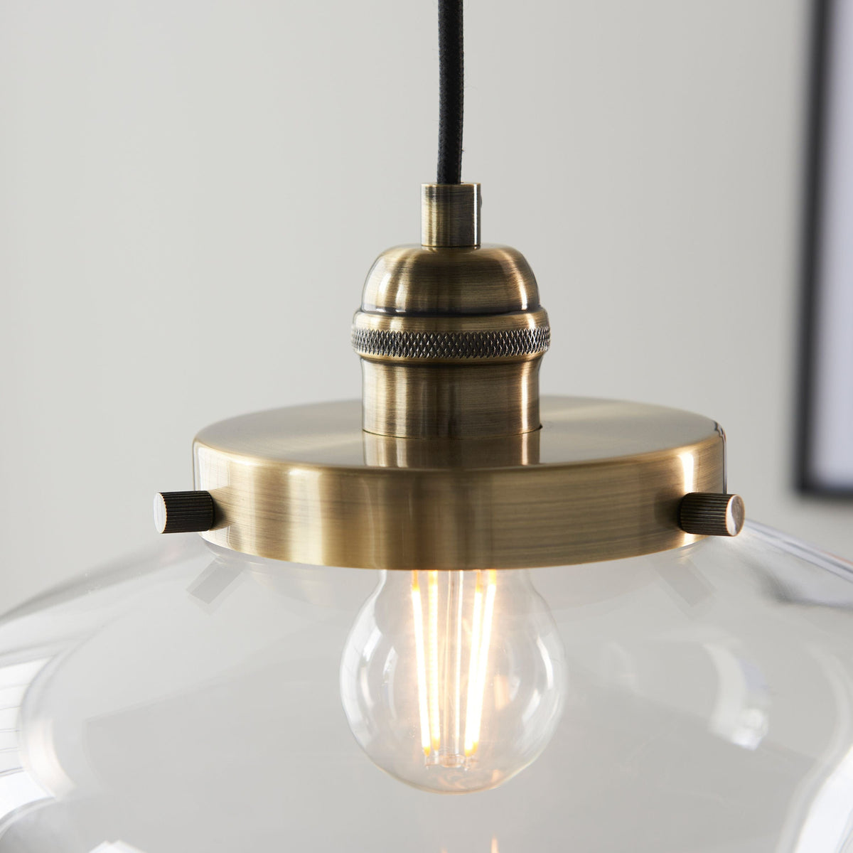 Camenbey 1 Pendant Light Antique Brass Clear.