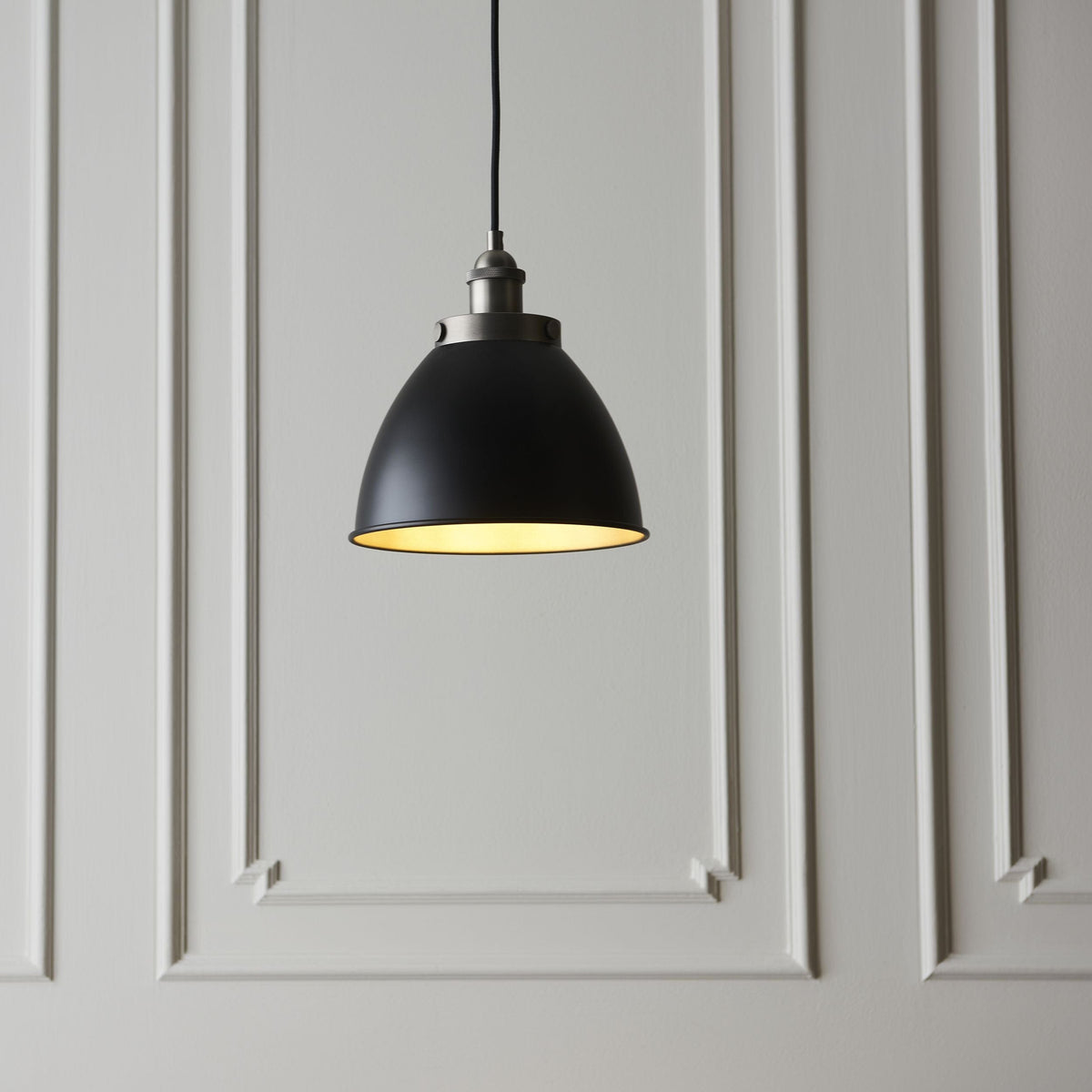 Canada Pendant Light - Small Black/Pewter.