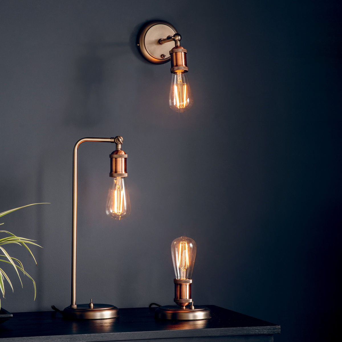 Catcott Base Table Lamp - Copper.