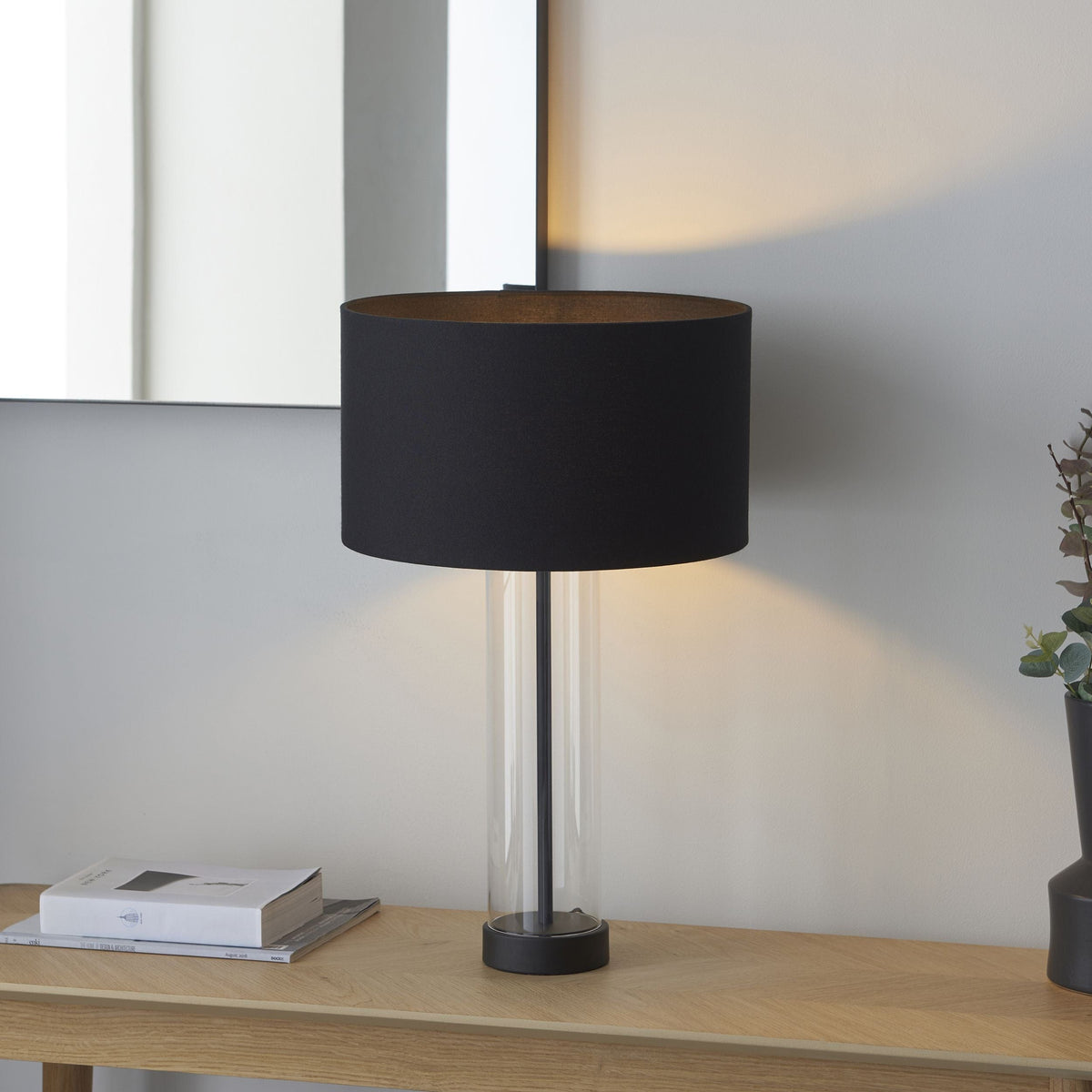 Cricket Table Lamp - Black.