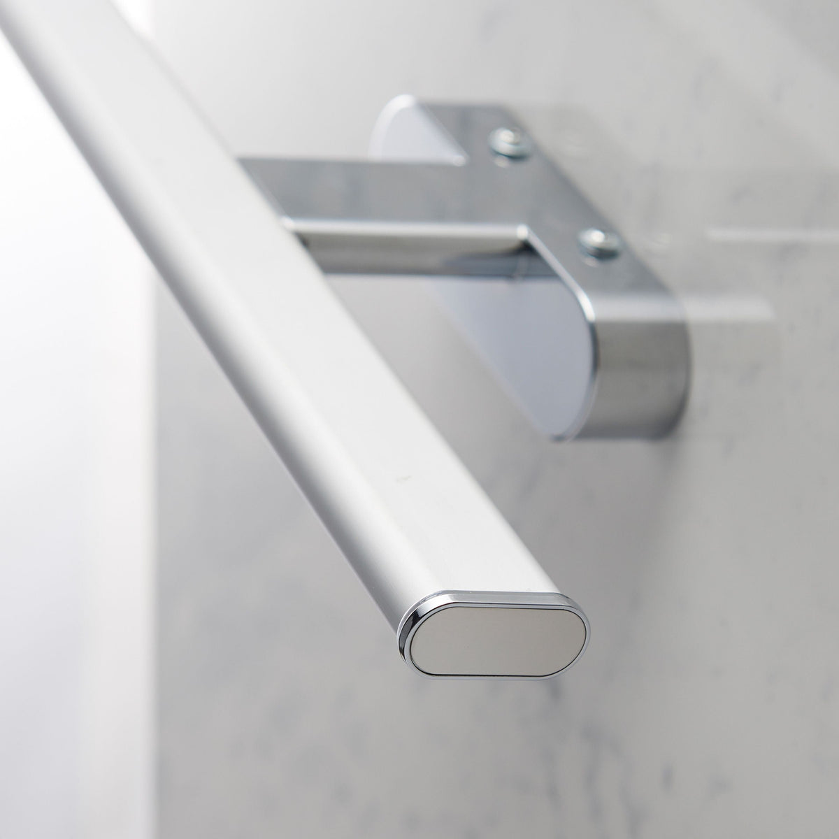 Doulting Wall Light Chrome.