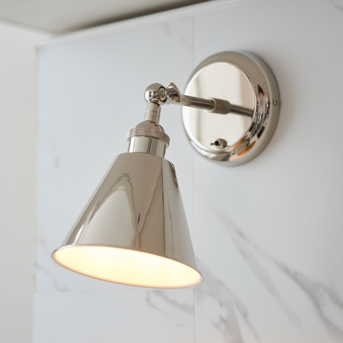 Halle 1 Wall Light Bright Nickel.