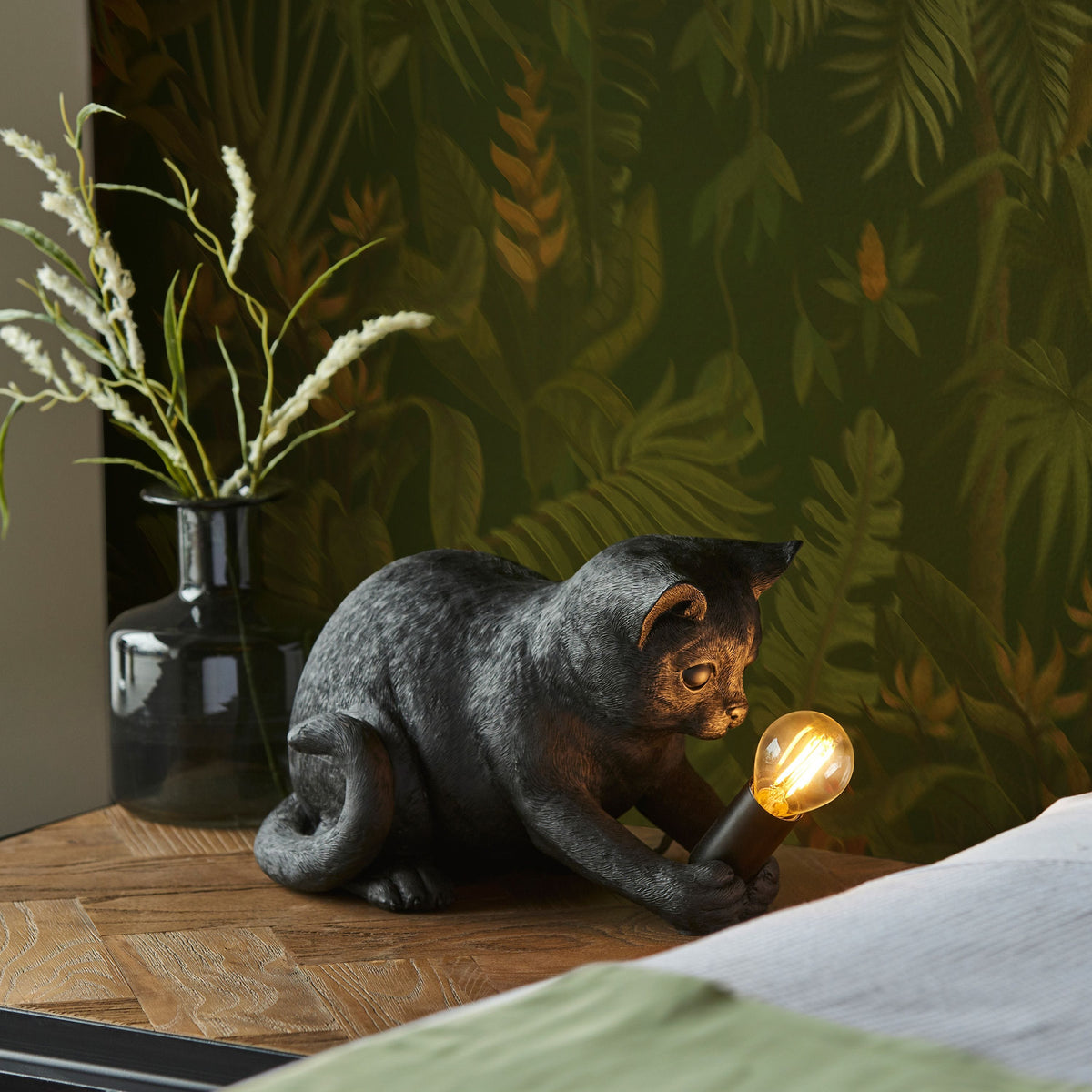 Kitten Table Lamp Black.