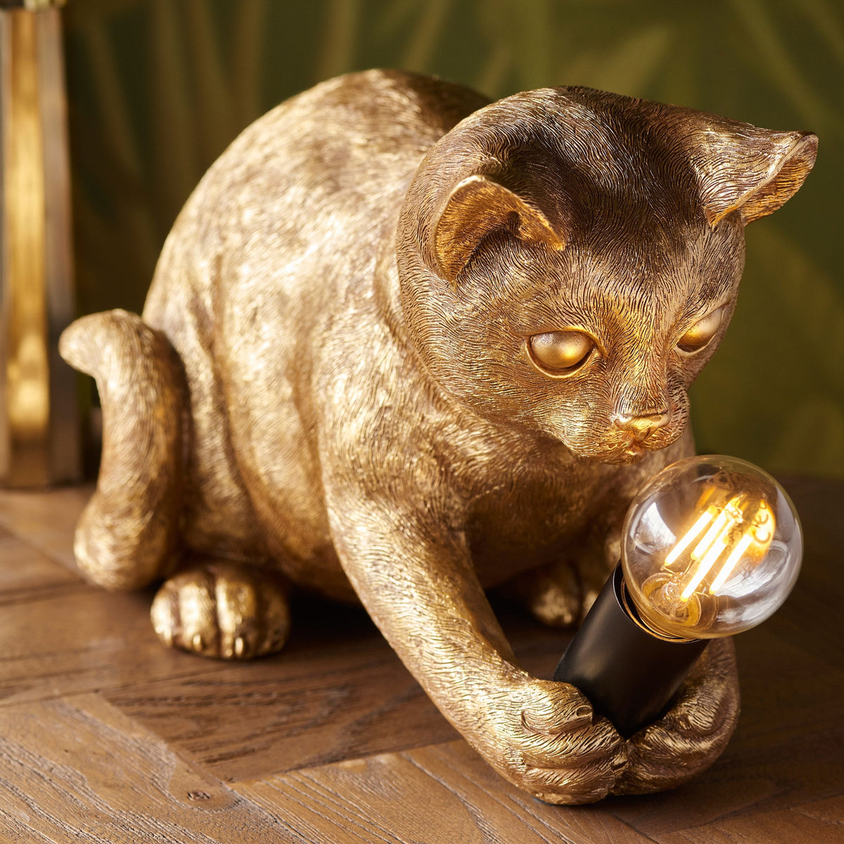 Kitten Table Lamp Vintage Gold.