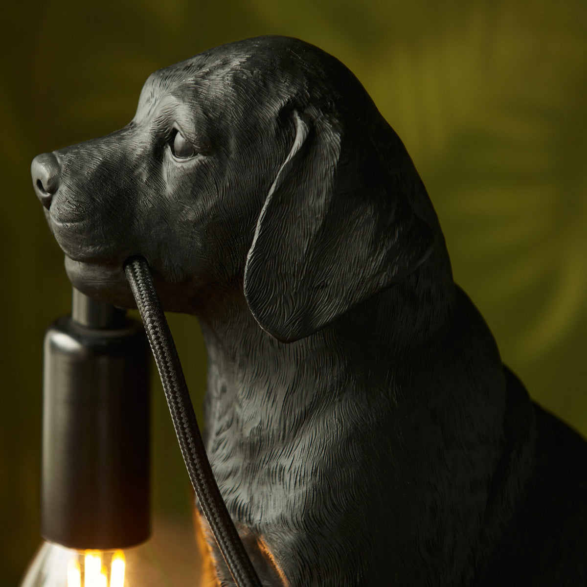 Labrador Puppy Table Lamp Black.