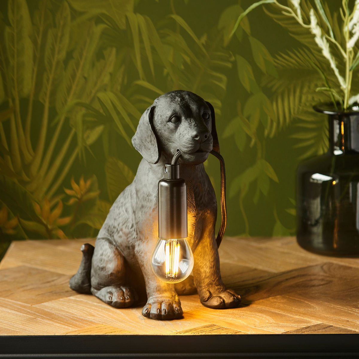 Labrador Puppy Table Lamp Black.