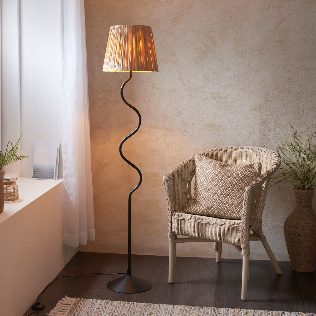 Bodhi Lighting Wrigley 1 Floor Lamp Matt Black House of Isabella UK