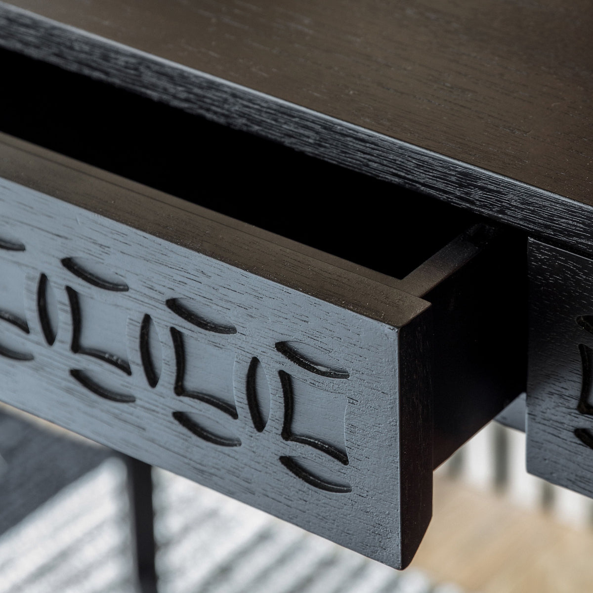 Bathwick Boutique Desk.