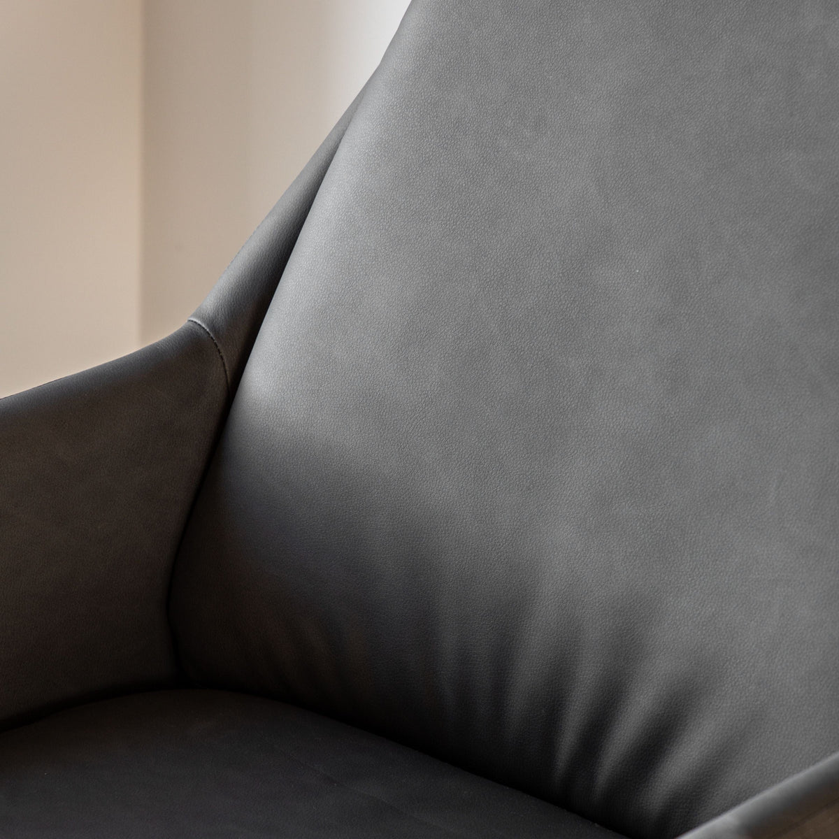 Burtle Chair - Charcoal.