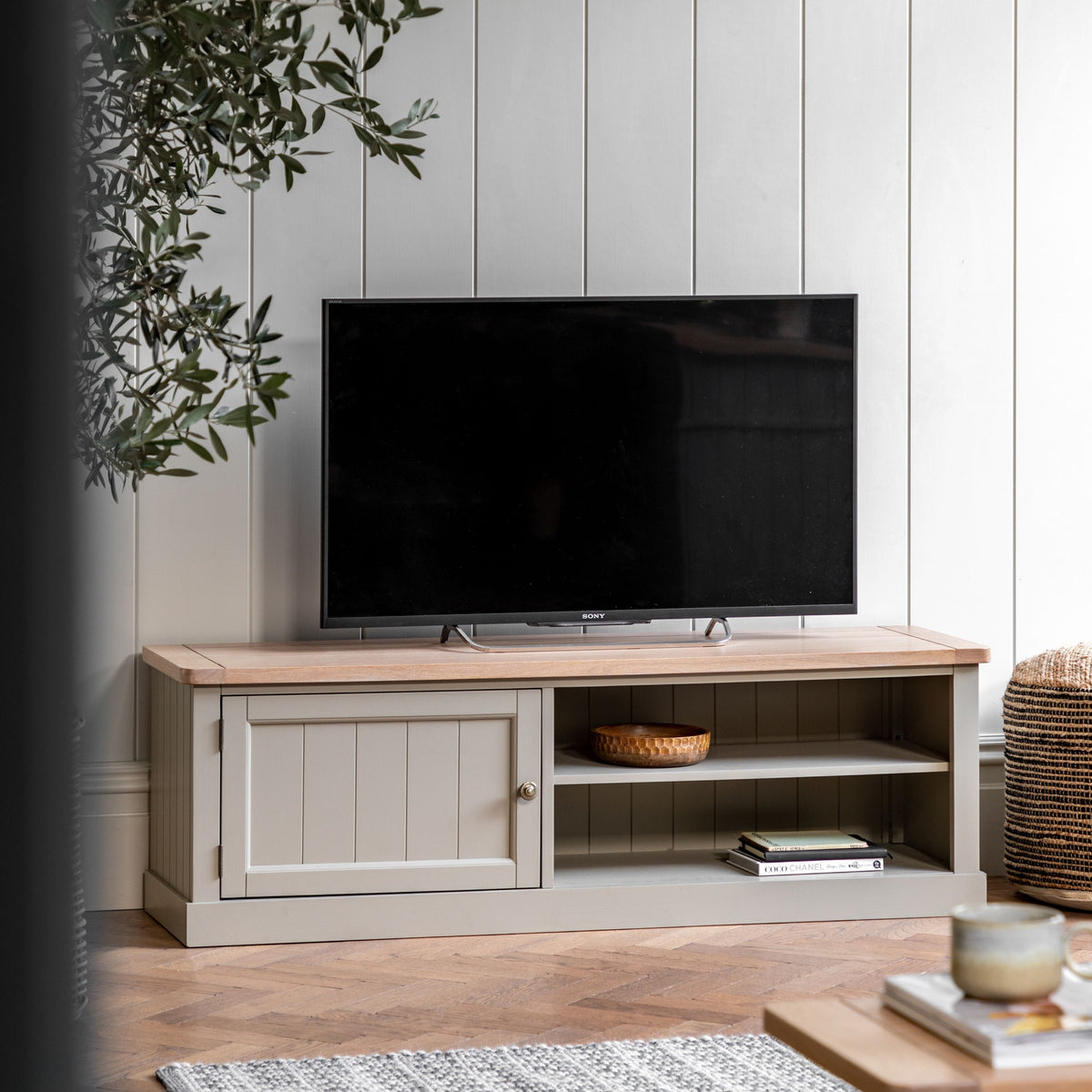 Chapel Media Unit - Prairie.