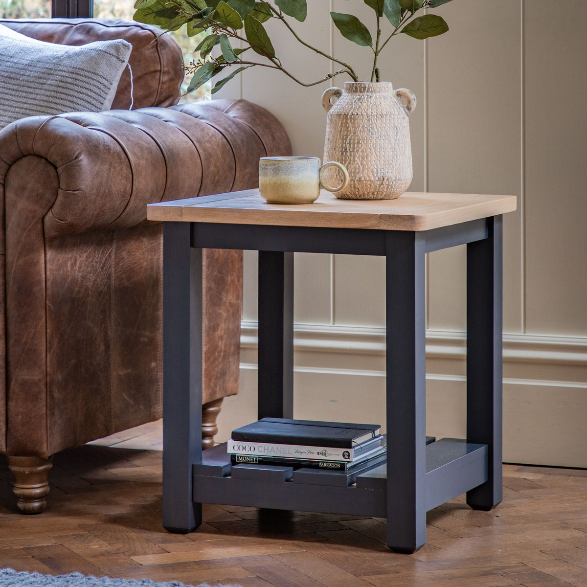 Chapel Side Table - Meteror.
