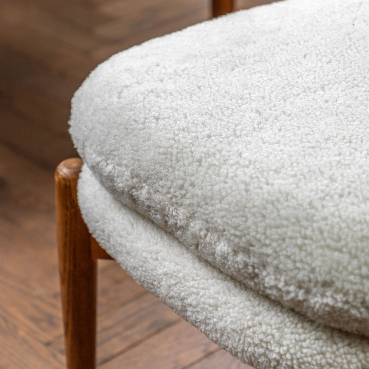 Bodhi Living Datzun Footstool Sheepskin House of Isabella UK