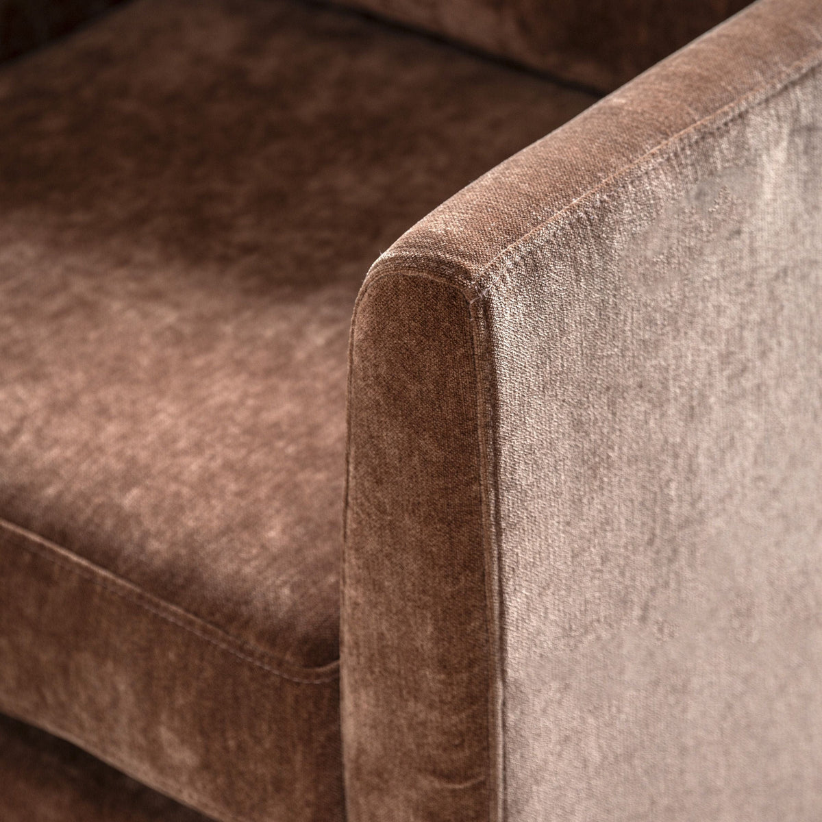 Gateford Armchair Rust.