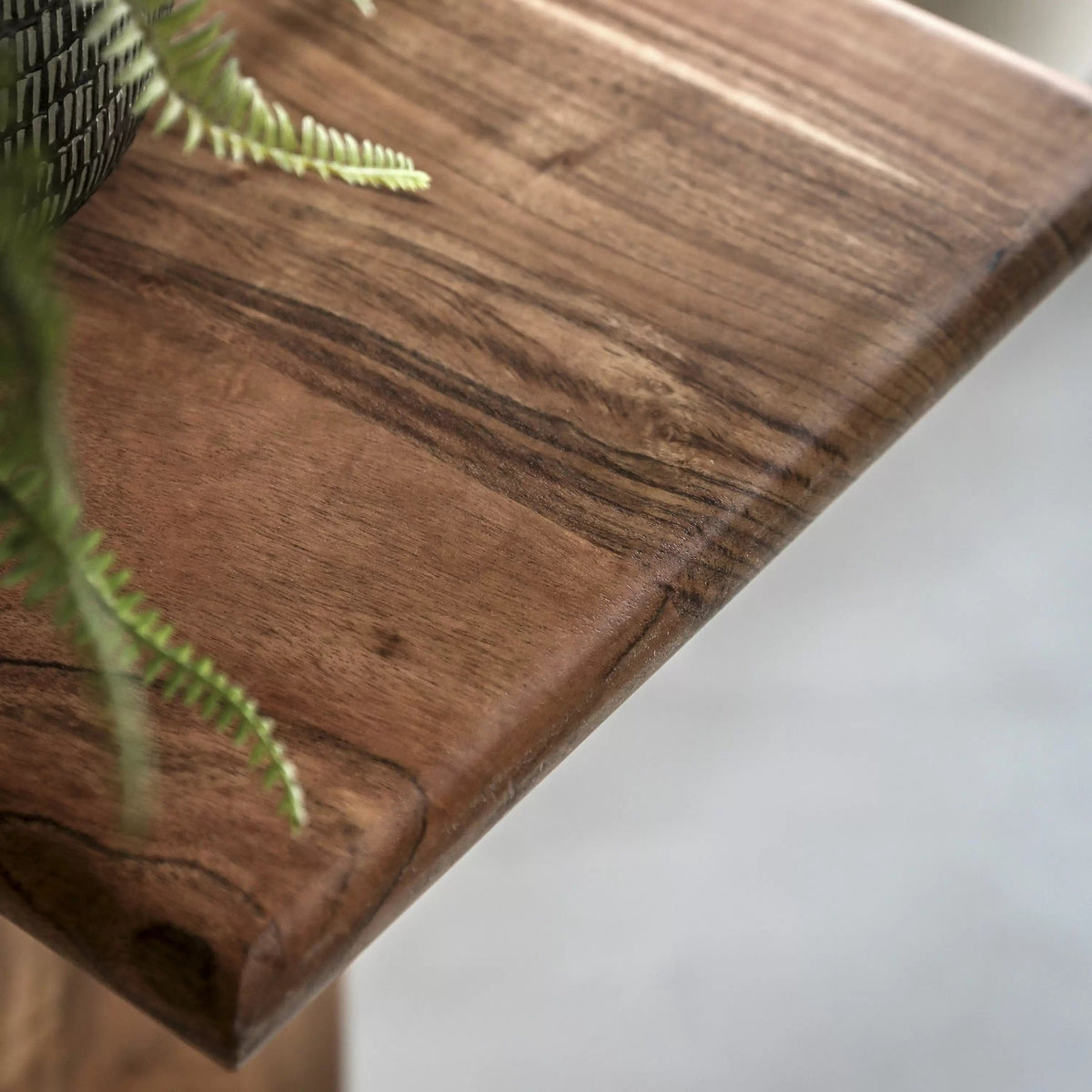 Kingsey Supper Table.