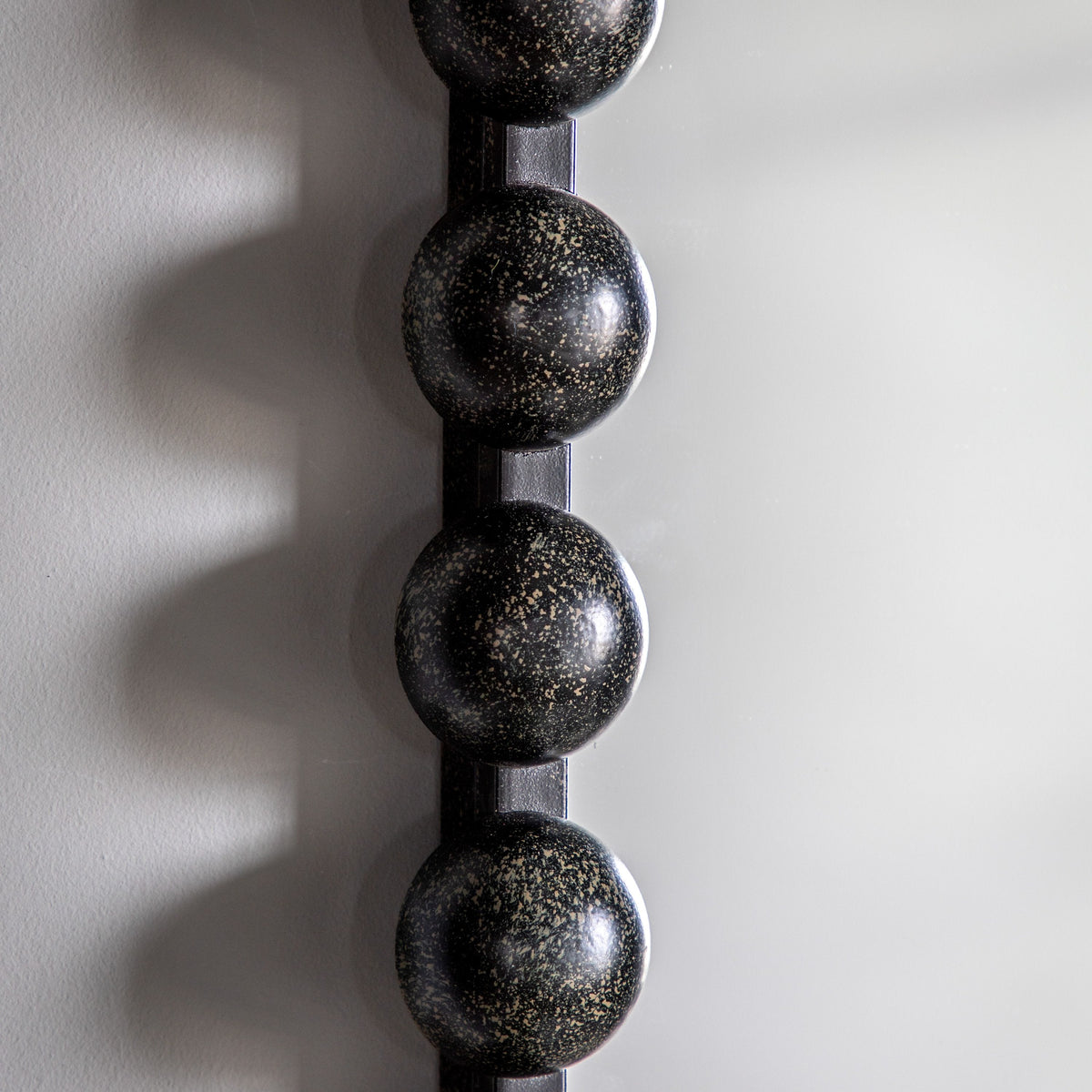 Blackwater Mirror Black 600x35x900mm.