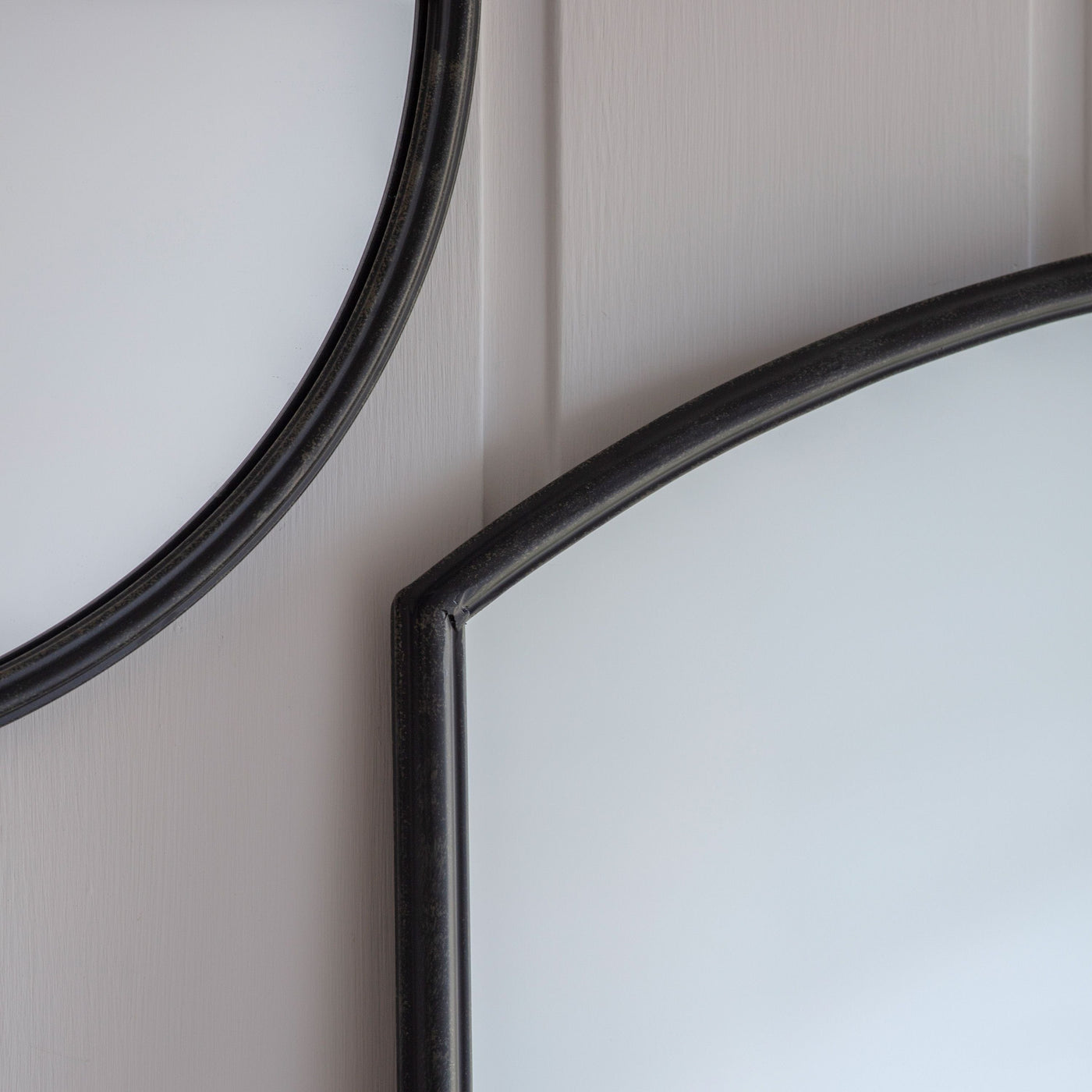 Bodhi Mirrors Canonstown Round Mirror Black House of Isabella UK