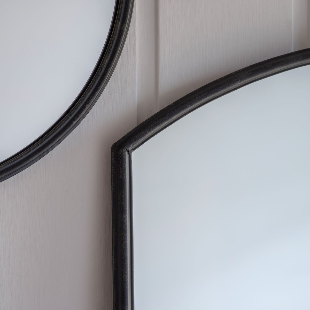Bodhi Mirrors Frida Mirror Black Large House of Isabella UK
